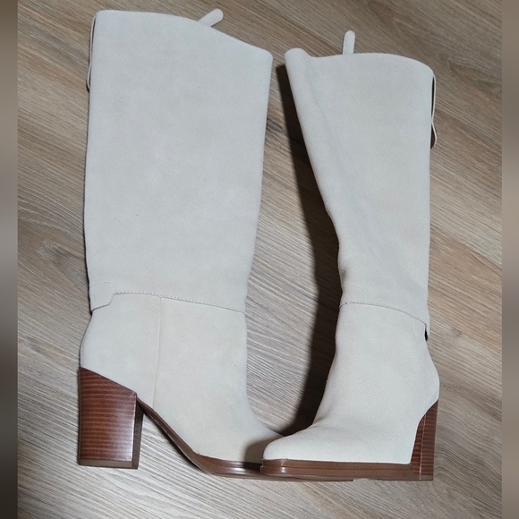 Sarto Shoes - Sarto Jasmine Elegant Knee-High Suede Heeled Quit Luxury Boots Size 10